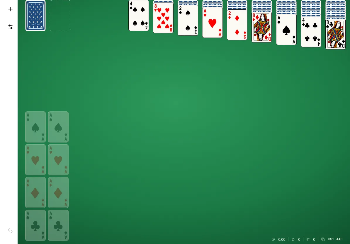Double Solitaire sur tablette à l’horizontale : la même donne au départ, avec plus de tapis vert autour des cartes.